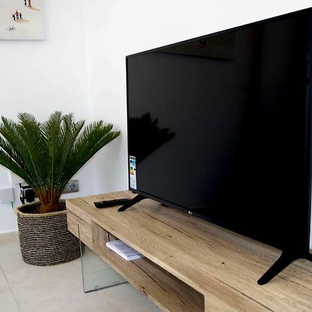 Luxury 1 Bedroom Apartment Next To The Casino Marbella Luaran gambar