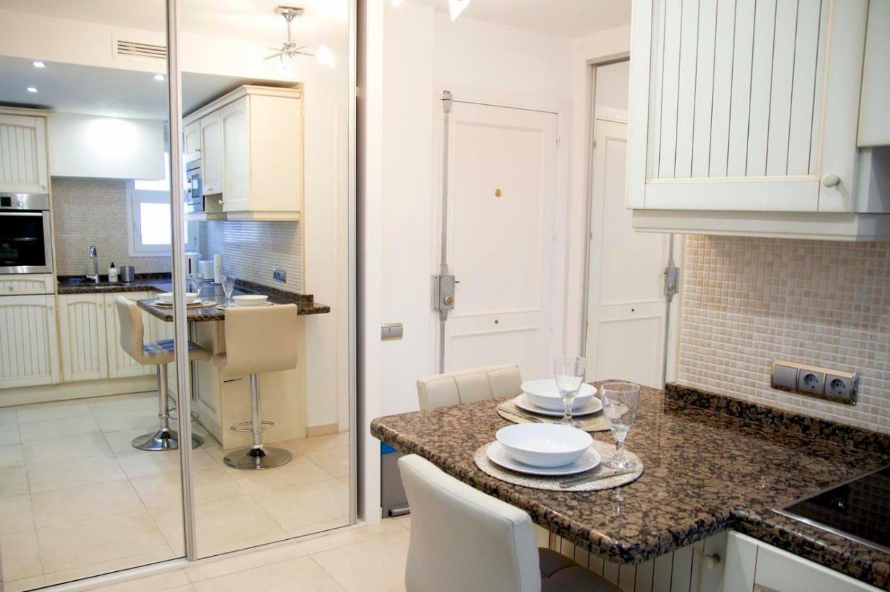 Luxury 1 Bedroom Apartment Next To The Casino Marbella Luaran gambar